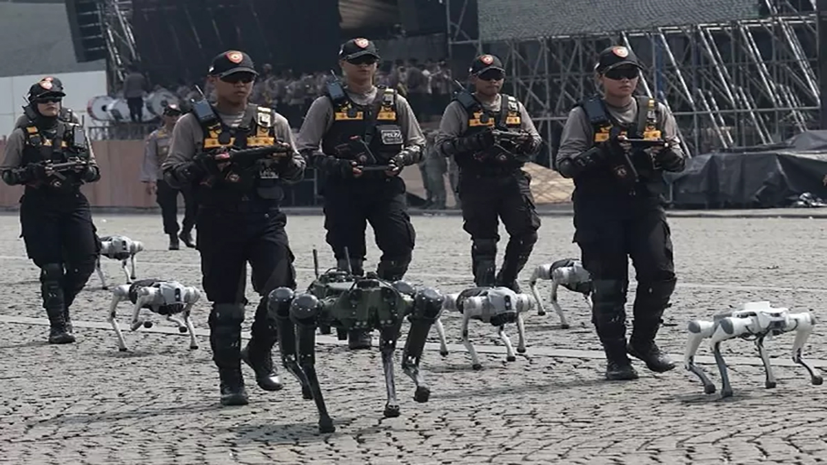 Robot Anjing K9 Polri Canggih! Bisa Deteksi Korban Gempa & Gas Beracun Sekaligus